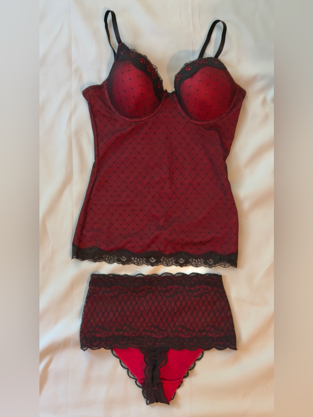 NWOT Skinnygirl by Bethenny Frankel Vampire Red 2-Piece Lingerie Set - Size M